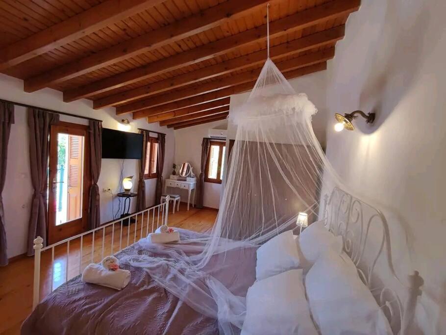 Nikόla'S House Villa Mourniai Bagian luar foto